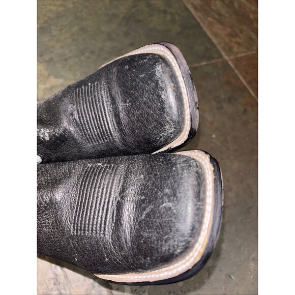 Ariat Embroidered Shaft Western Boots Kids 4 M Unrivaled Relentless Leather - Picture 4 of 13